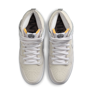 Dunk High - Anti Hero - White