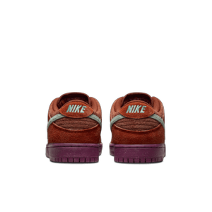 SB - Dunk Low Pro Premium "Mystic Red"