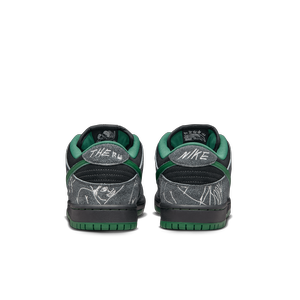 SB DUNK LOW BLACK/GORGE GREEN-SUMMIT WHITE HF7743-001