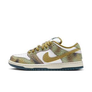 SB x Alexis Sablone Dunk Low Pro 'Chameleon' - Oil Green / Desert Moss - White