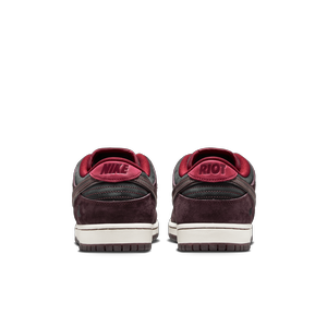 SB DUNK LOW "RIOT SKATESHOP" MAHOGANY / DARK BEETROOT